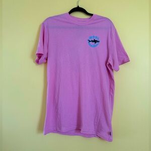 NWT Men's Medium Maui and Sons Tee - Pink